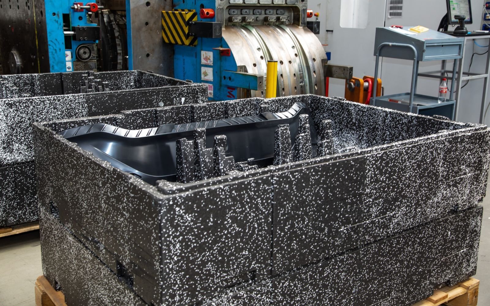 packaging-of-automotive-components